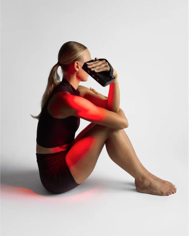 The Science Behind Red Light Therapy: Myth or Miracle?